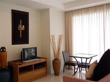 Aparthotel Baan Karon View Apartment