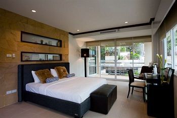 Aparthotel Baan Karon View Apartment