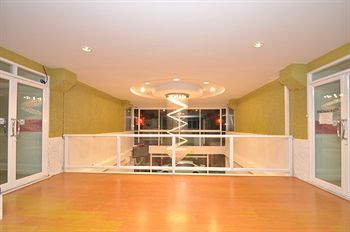 Hotel Kriss Residence