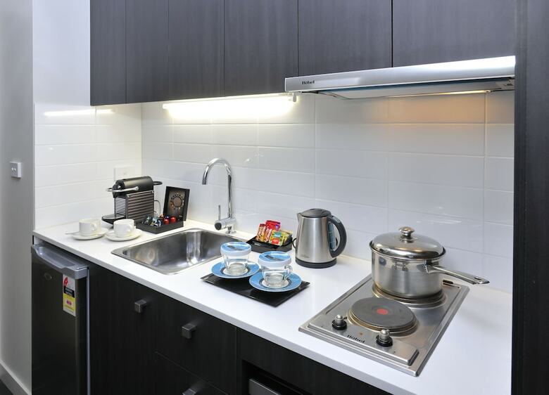 Hotel Mercure Melbourne Therry Street