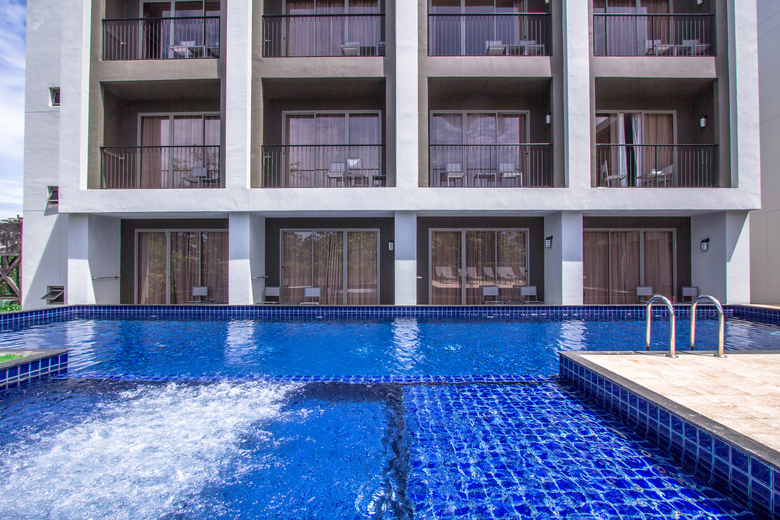Hotel Sugar Marina Resort - Art - Karon Beach