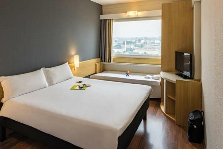 Hotel Ibis Tambore