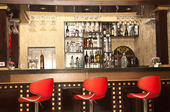Askar  Hotel
