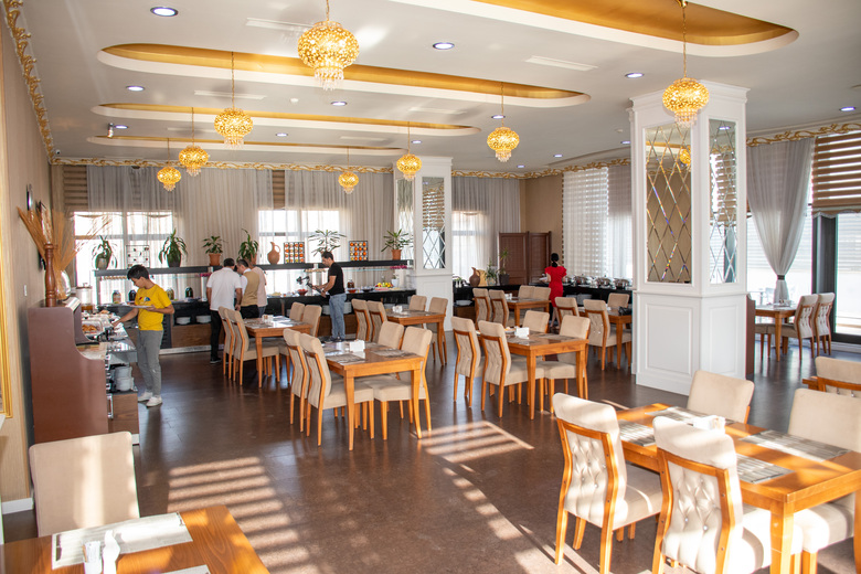 Divan Express Baku Hotel