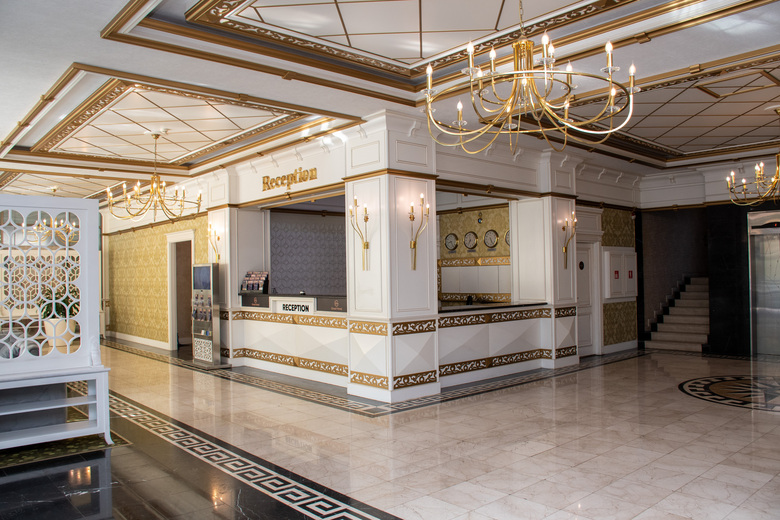 Divan Express Baku Hotel