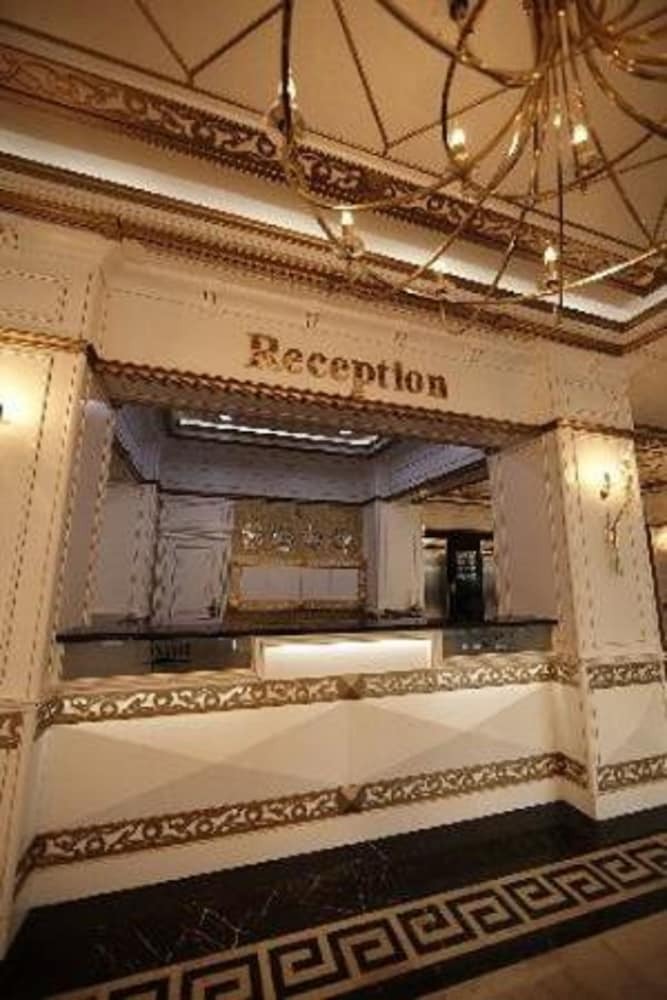 Divan Express Baku Hotel