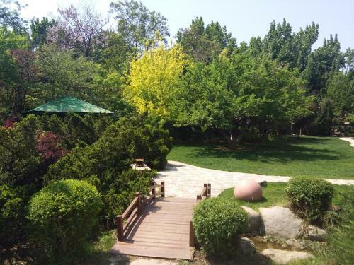 Dalian Nanshan Garden Hotel