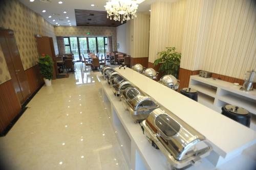 Hotel Ramada Encore Shanghai Pudong