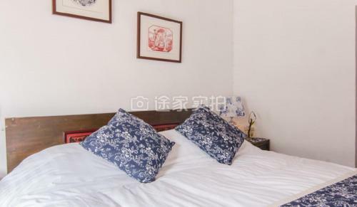 Canal Town Girl's Home