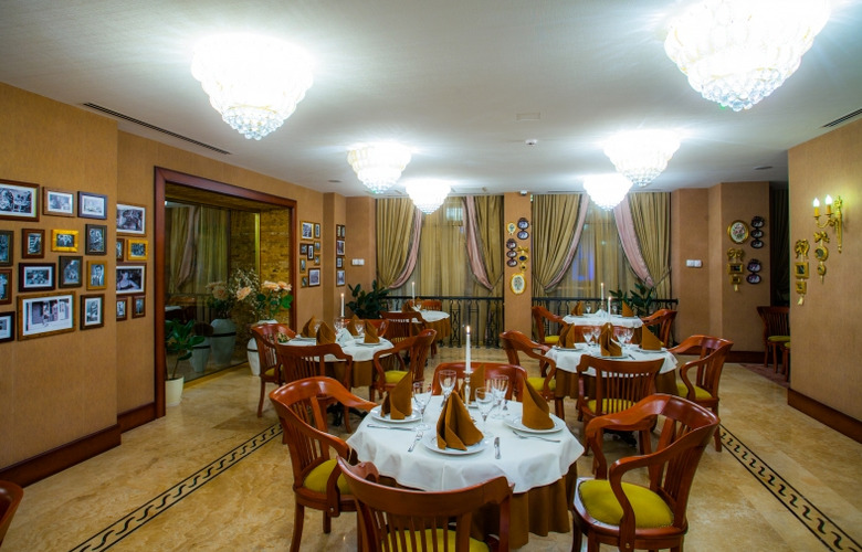 Hotel Sapphire Inn