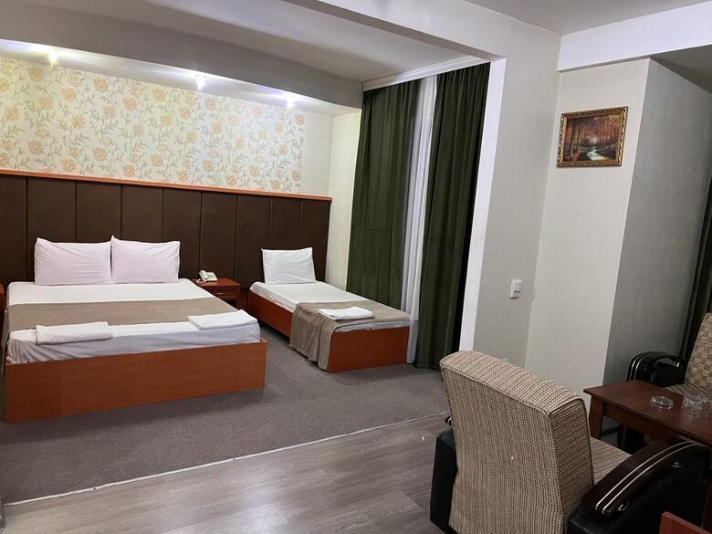 Aef Hotel