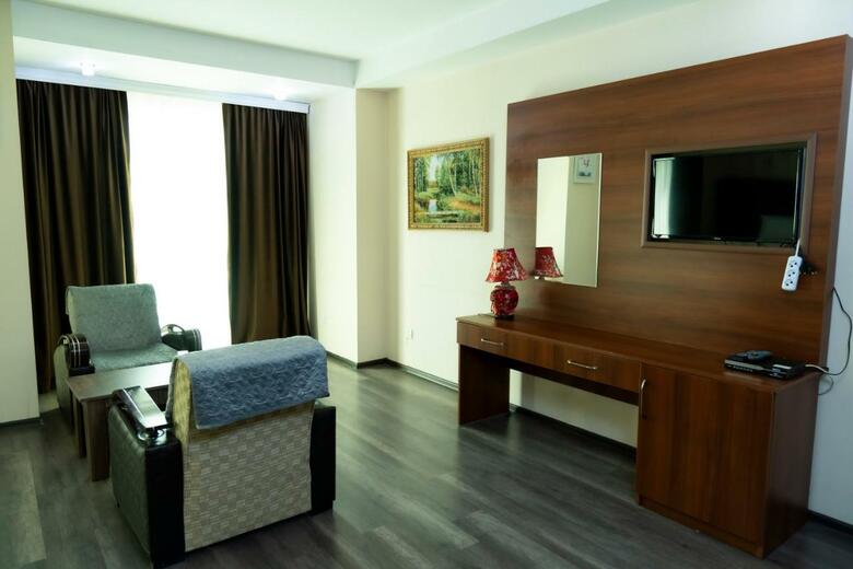 Aef Hotel