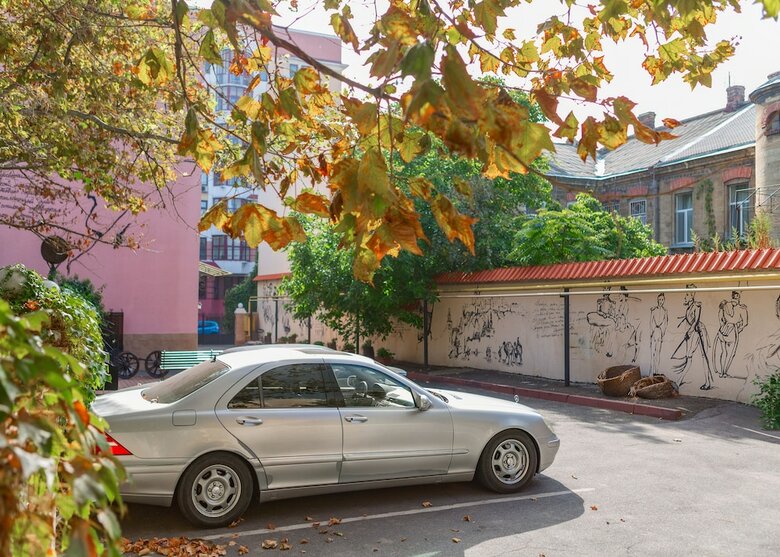 Lermontovskiy Hotel