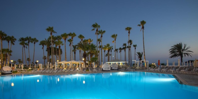 Leonardo Plaza Cypria Maris Beach Hotel & Spa