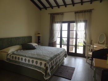 Hotel Zening Resorts