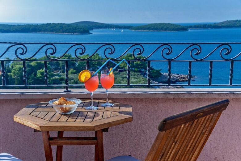 Hostal Hotel Villa Rosmarinus