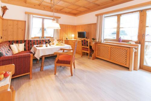 Apartamento Ferienwohnungen H�rmann