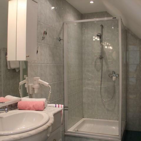 Hostal Gasthof - Pension Linder