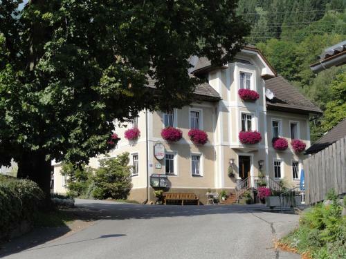 Hostal Gasthof - Pension Linder