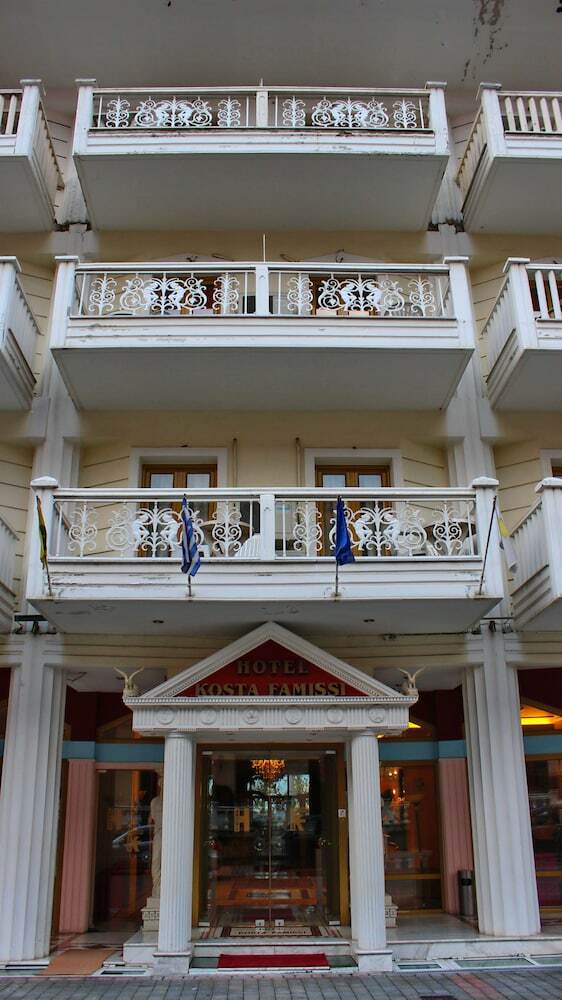 Hotel Kosta Famissi