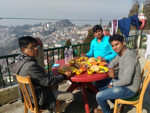 Hostal The Journey's Bird's Eye View