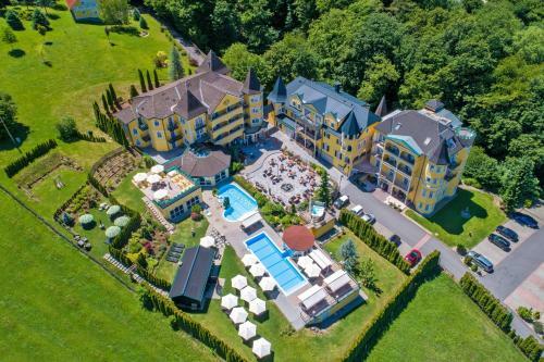 Schl�ssl Hotel Kindl
