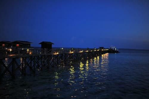 Hotel Pom Pom Island Resort