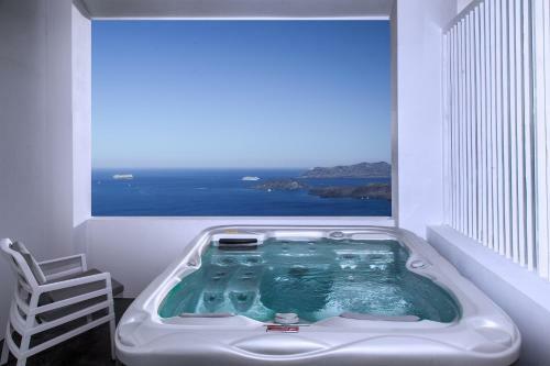 Hostal May Seven Suites - Adults Only