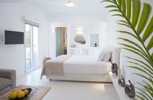 Hostal May Seven Suites - Adults Only