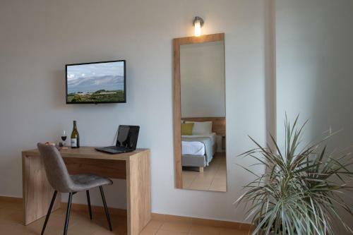 Hostal Kaliviani Traditional Hotel