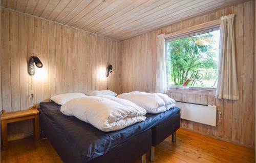 Three-bedroom Holiday Home With A Fireplace In R�m�