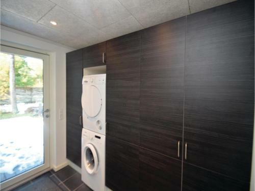 Four-bedroom Holiday Home In Vaggerlose