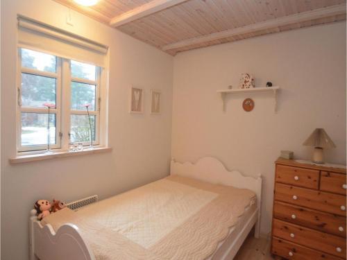 Two-bedroom Holiday Home In Vaggerlose