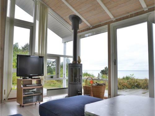 Three-bedroom Holiday Home In Gilleleje