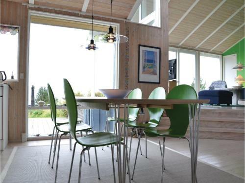 Three-bedroom Holiday Home In Gilleleje