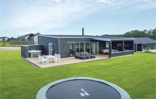 Three-bedroom Holiday Home In Haderslev
