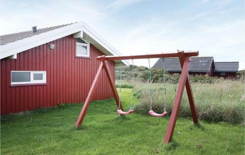 Three-bedroom Holiday Home In Hjorring