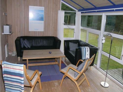 Three-bedroom Holiday Home In Jerup
