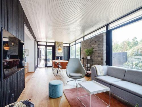 Four-bedroom Holiday Home In Juelsminde