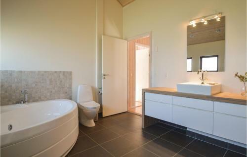 Five-bedroom Holiday Home In Lokken