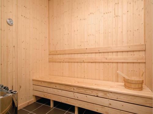 Four-bedroom Holiday Home In Lokken