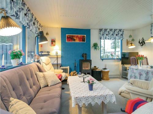 Two-bedroom Holiday Home In Lokken