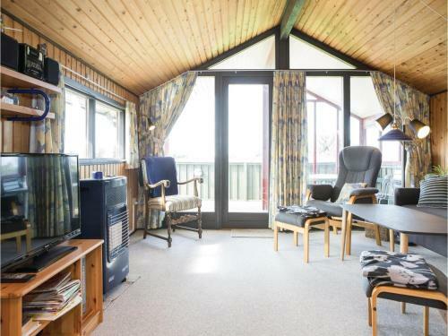Three-bedroom Holiday Home In Hjorring