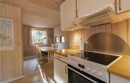 Three-bedroom Holiday Home In Nexo