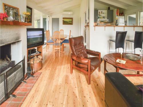 Three-bedroom Holiday Home In Rodby