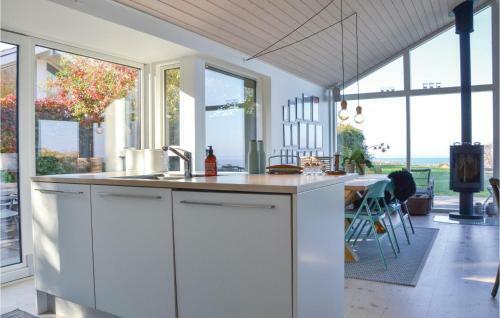 Three-bedroom Holiday Home In Tisvildeleje