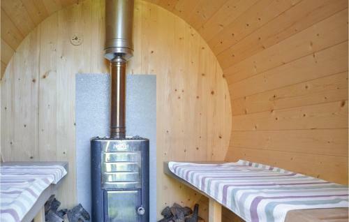 Three-bedroom Holiday Home In Tisvildeleje