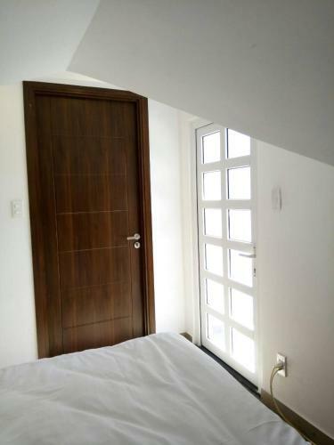 Hotel Kh�ch S?n Mini Khang Th?nh