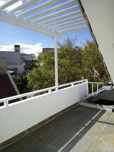 Hotel Kh�ch S?n Mini Khang Th?nh