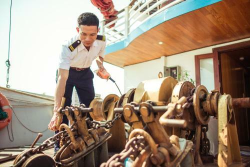 Secret Halong Cruise